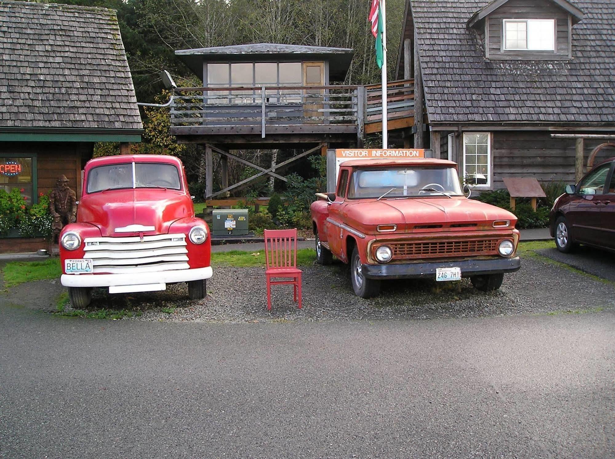 Miller Tree Inn Forks Exterior foto